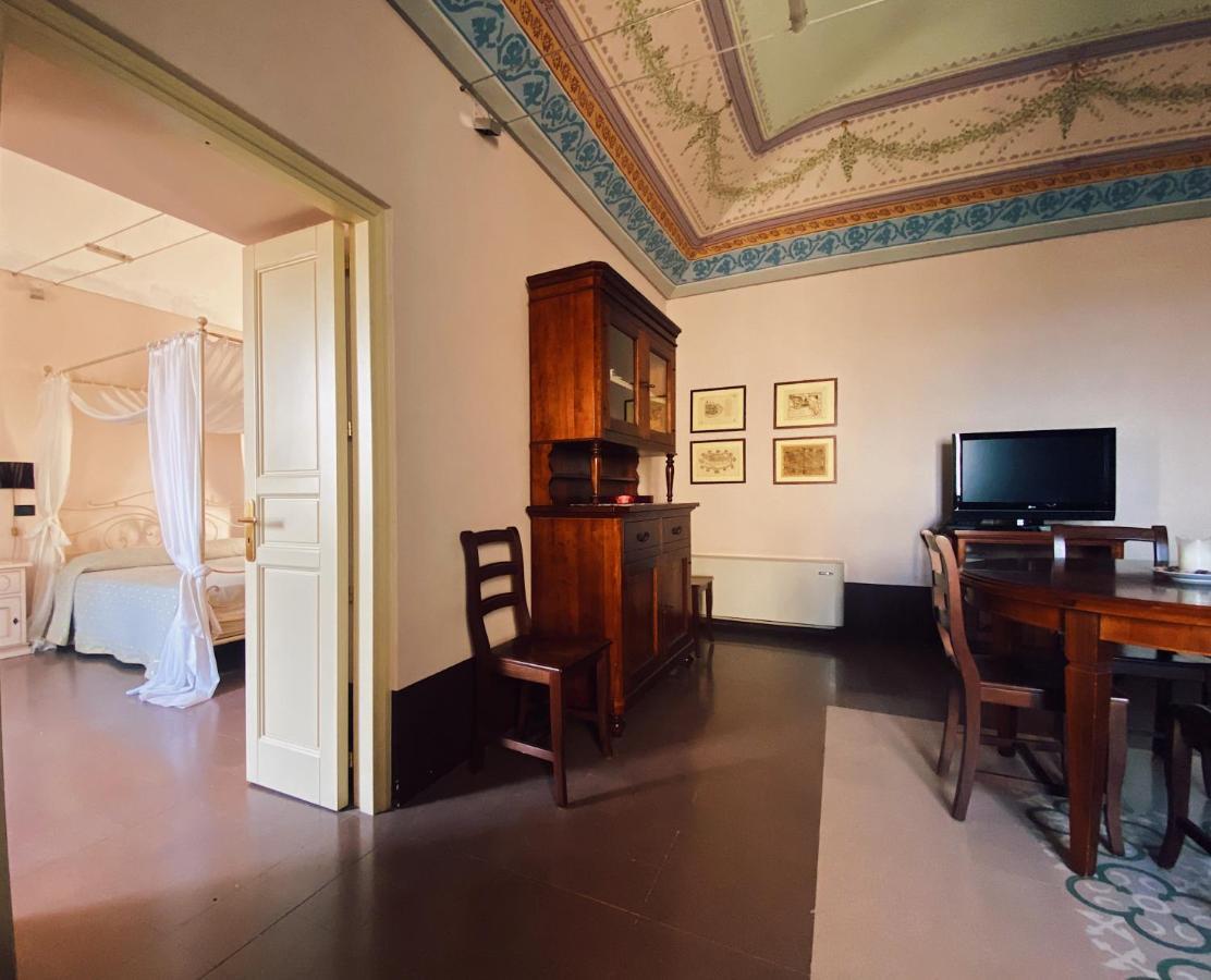 Palazzo Gambuzza Aparthotel Ispica Exteriör bild