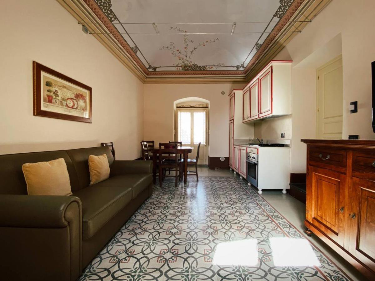 Palazzo Gambuzza Aparthotel Ispica Exteriör bild